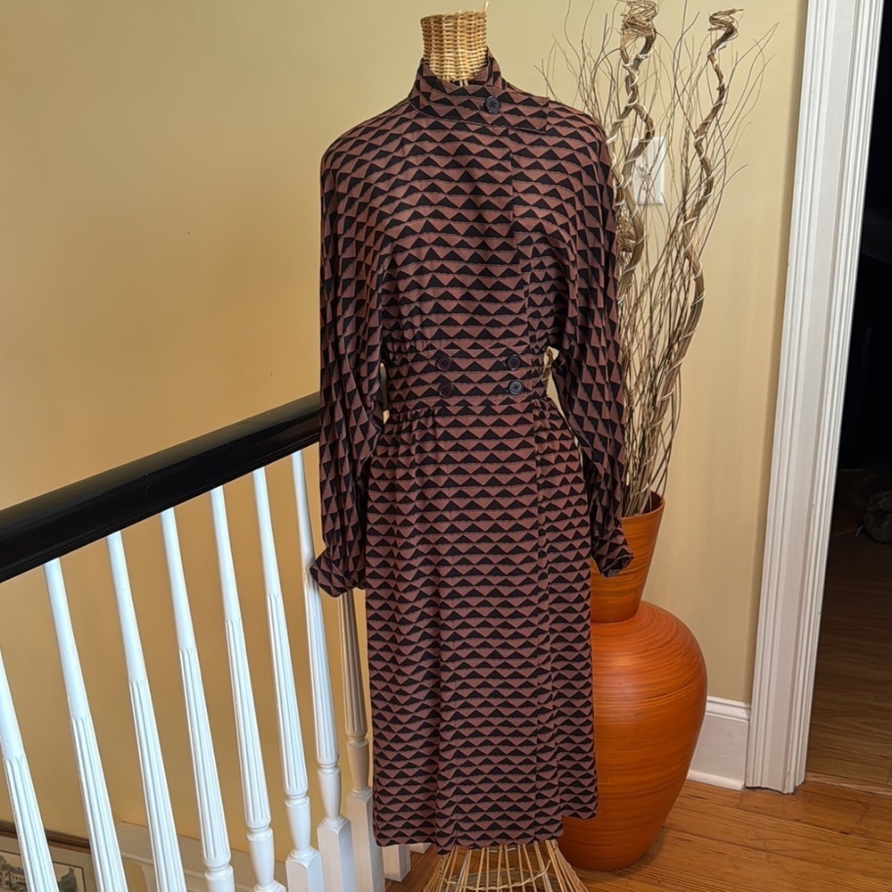 Albert Nipon Vintage rare brown and black silk dress